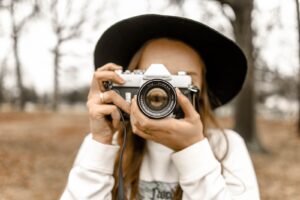 Fotografia modowa: jak tworzyć niesamowite sesje zdjęciowe?