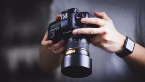 Fotografia mody: kreowanie wizualnych historii