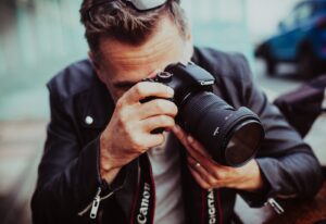 Fotografia ślubna: uchwycenie najpiękniejszych momentów